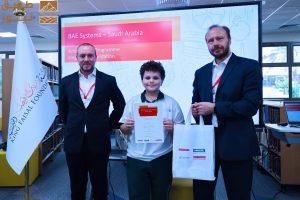 Read more about the article مؤسسة الملك فيصل الخيرية وشركة بي إيه إي سيستمز تلهم الجيل القادم من خبراء الطيران من خلال جلسات STEM في مدارس الملك فيصل، دعمًا لرؤية 2030