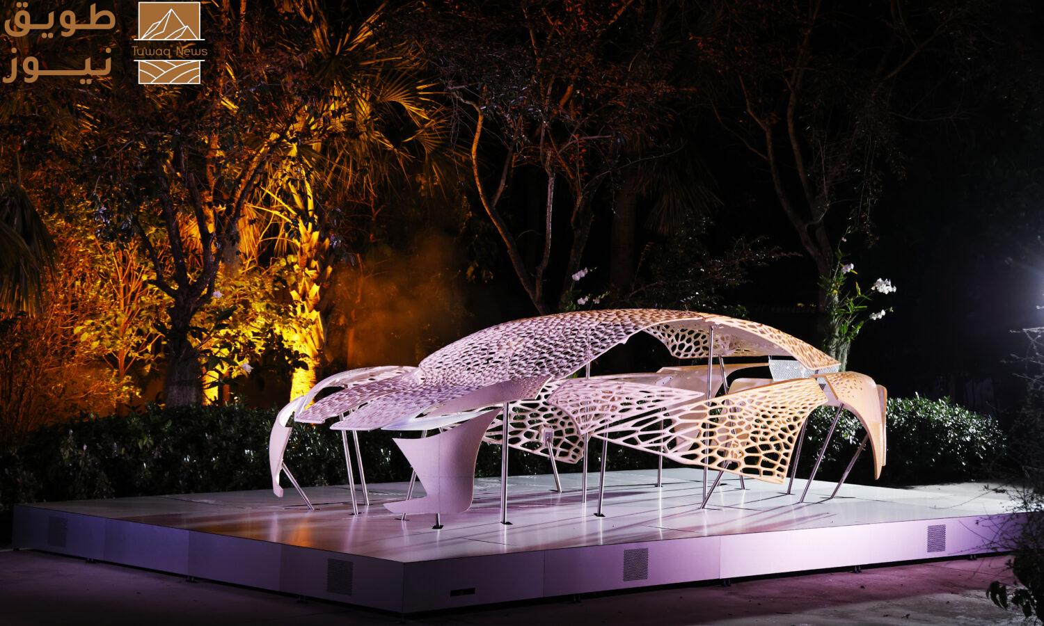 Read more about the article لكزس تعرض احدث تصاميمها الفنية المستوحاة من سيارتها الكهربائية LF-ZC (Lexus Future Zero Catalyst