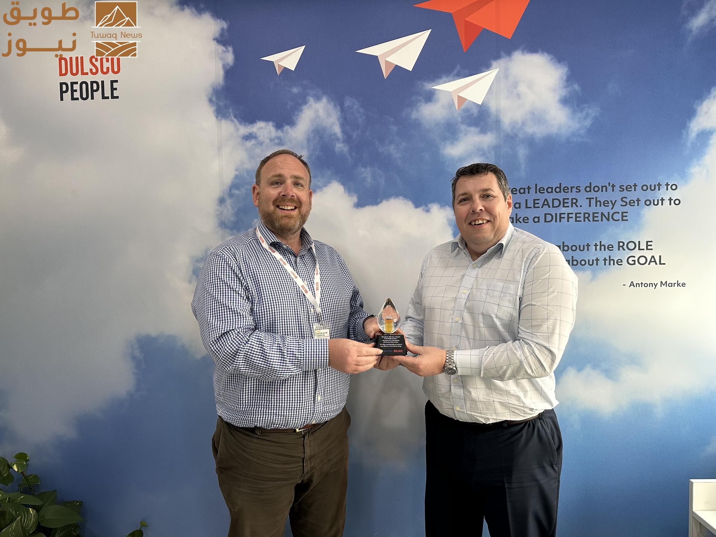 You are currently viewing دلسكو للتعهيد تعزّر كفاءة أسطولها باستخدام الوقود الحيوي وتخفّض أكثر من 260 ألف كجم من مكافئ ثاني أكسيد الكربون