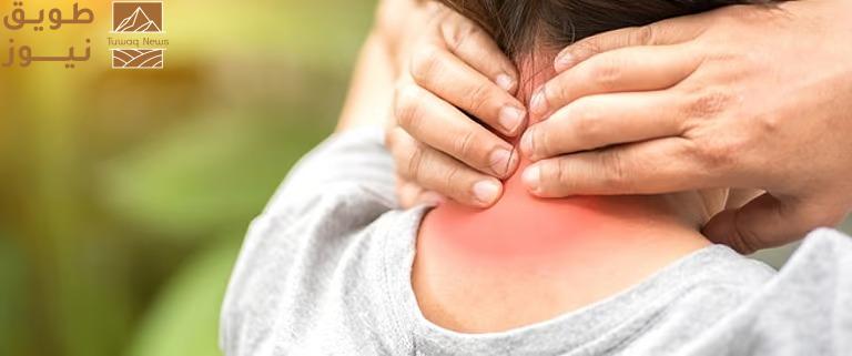 You are currently viewing طرق فعالة لتخفيف آلام الرقبة والمفاصل وتحذيرات من تمارين قد تضر المرضى