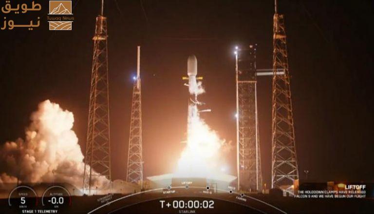 You are currently viewing إنجاز فضائي جديد.. فالكون 9 يُطلق أقمارا تتواصل مباشرة مع هاتفك