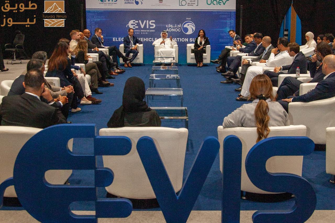 Read more about the article ختام ناجح لمعرض ومؤتمر المركبات الكهربائية EVIS أبوظبي 2025 بإطلاق “مجلس المركبات الكهربائية” وحوارات مستقبلية حول التنقل الذكي