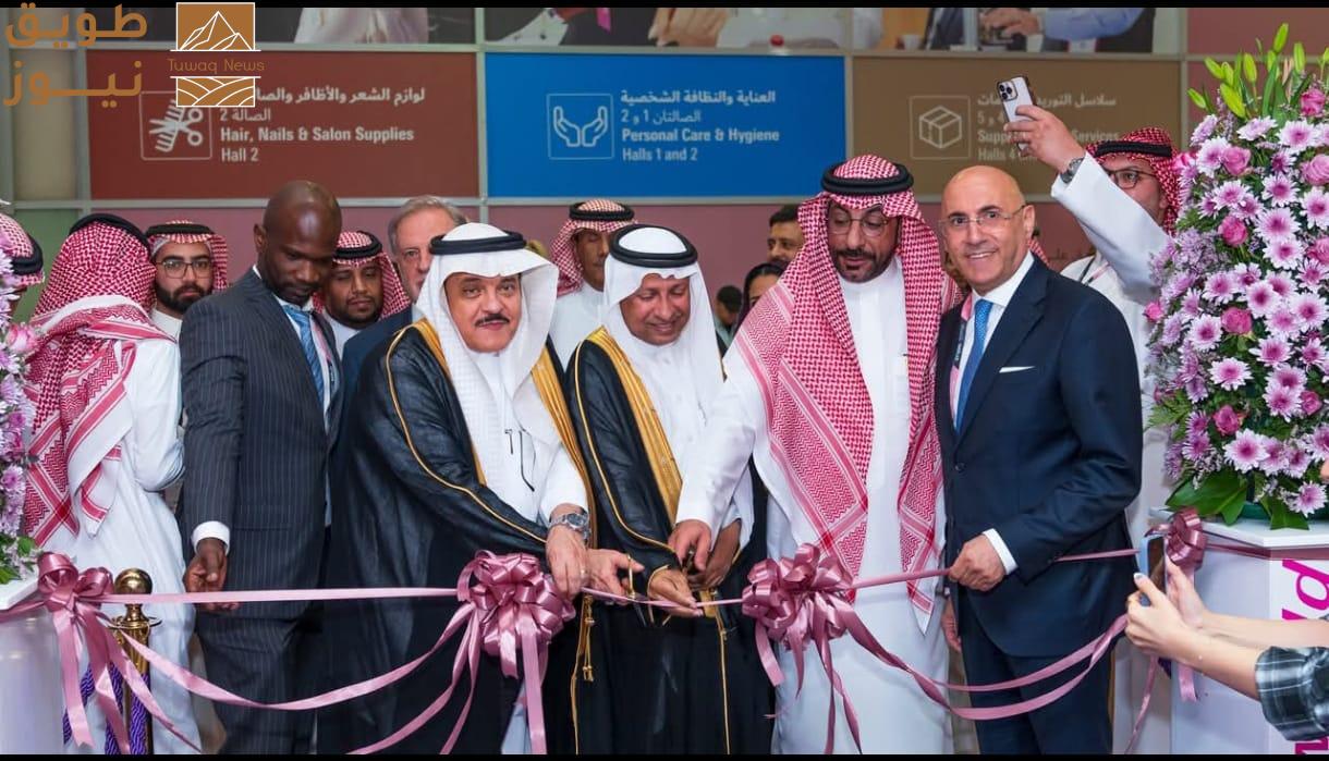 Read more about the article السيد أحمد السهلي، رئيس اللجنة الوطنية للمعارض والمؤتمرات يفتتح رسميًا معرض بيوتي وورلد السعودية 2025 في الرياض