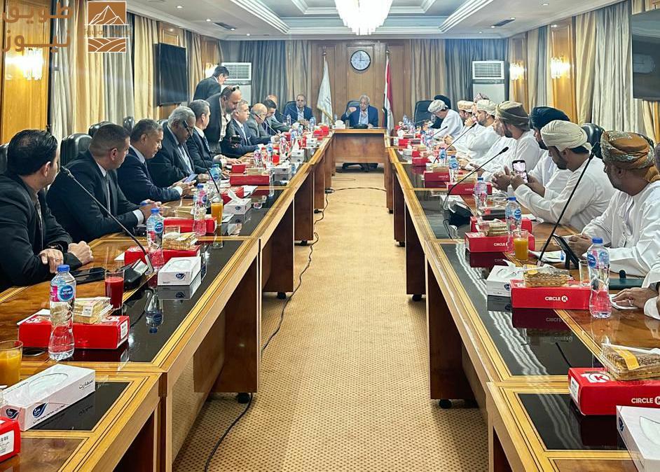 Read more about the article وفد رجال الأعمال العُماني يزور اتحاد الغرف التجارية المصرية لبحث سبل تعزيز التعاون الاستثماري