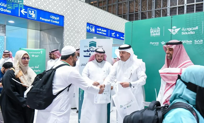 You are currently viewing الداخلية السعودية: 100 ألف ريال غرامة بحق كل من يقوم بنقل حاملي تأشيرات الزيارة  إلى مكة 