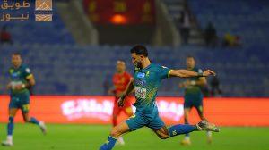 Read more about the article العروبة يقترب من الوداع ويمنح الفيحاء والخلود بطاقة البقاء