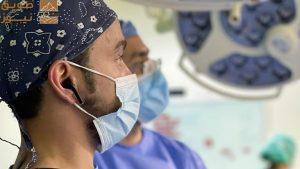 Read more about the article تدخل جراحي دقيق ينهي معاناة ستيني من أوجاع “فتق واختناق الأمعاء”