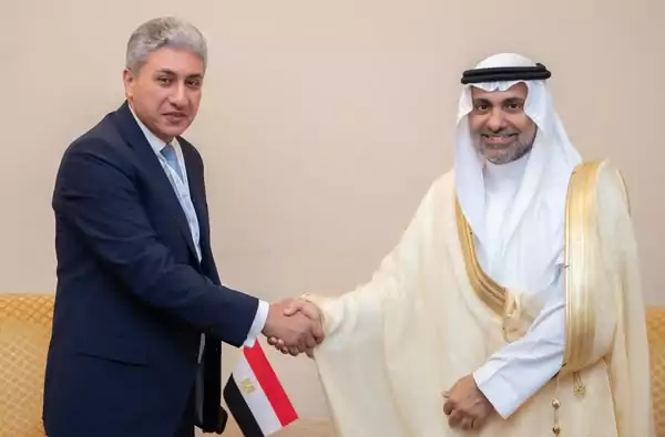 You are currently viewing وزير السياحة المصرى في السعودية لمتابعة ترتيبات الحج ومناقشة آليات التوعية وخطط الطوارئ