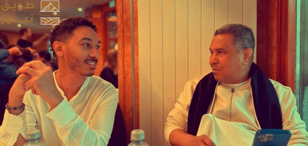 You are currently viewing «بـ صوت والده».. نجل محمد عبده يفاجئ الجمهور بأغنية جديدة من ألحانه