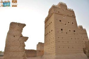 Read more about the article قرية “آل منجم” .. ثلاثة قرون من الأصالة بقلب نجران