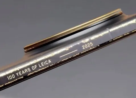 You are currently viewing هاتف شاومي 15 Ultra إصدار “100 Years of Leica” يتطور مع الوقت ليحاكي لمسة التقادم الفريدة لكاميرات Leica الكلاسيكية