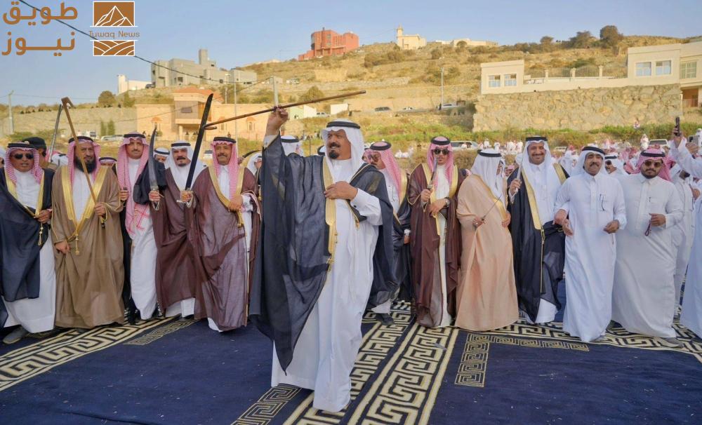 You are currently viewing عروض شعبية تجذب زوّار النماص