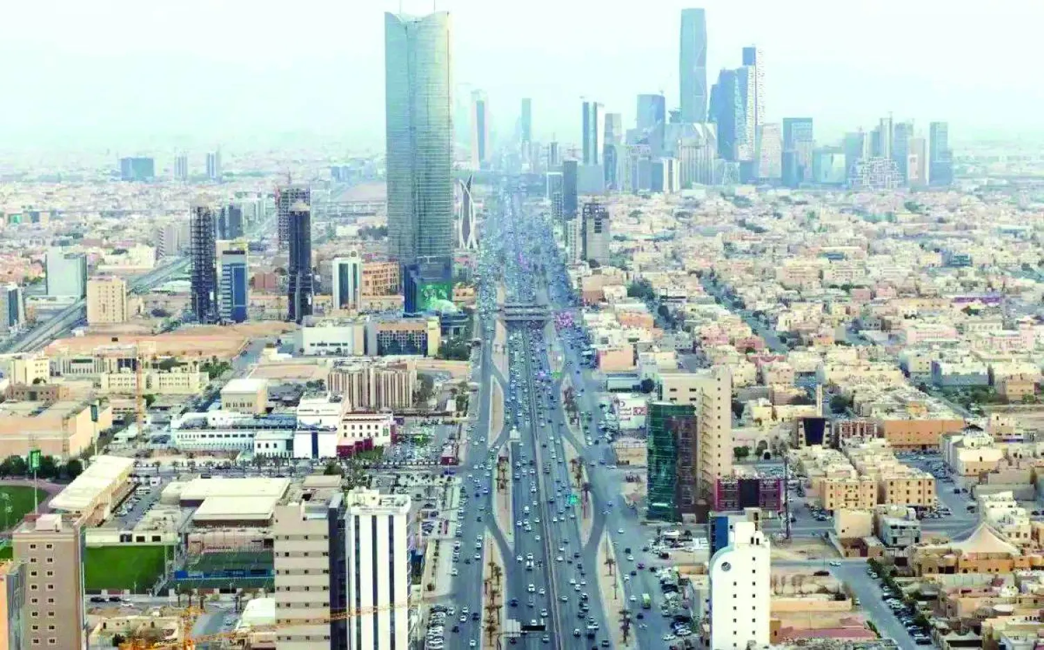 You are currently viewing توجيهات ولي العهد تضبط أسعار عقارات الرياض