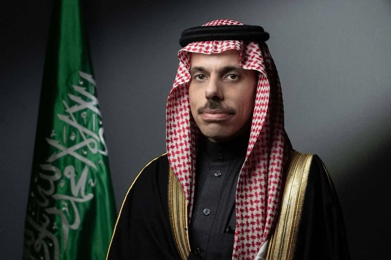You are currently viewing وزير الخارجية السعودي يزور ألمانيا
