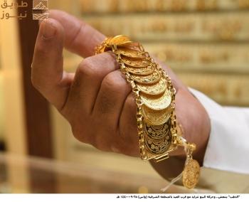 You are currently viewing سعر الذهب عيار 21 في السعودية اليوم.. تقلبات قوية وسط تداولات حذرة