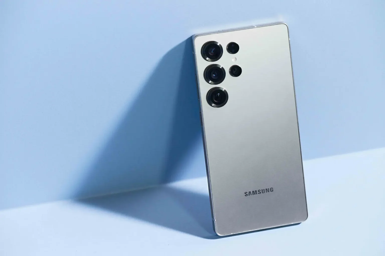 You are currently viewing تسريبات تكشف سعة الذاكرة RAM في Galaxy S26 Ultra