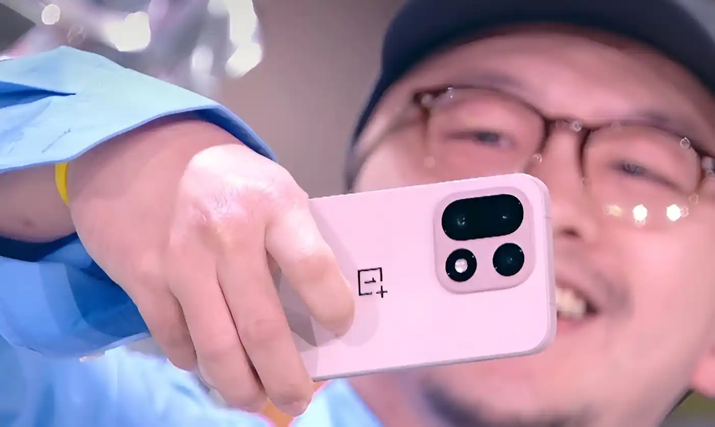 You are currently viewing الصور الأولى لهاتف OnePlus 15 منافس آيفون 17 وجالكسي S26