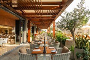 Read more about the article احتفل باليوم الوطني السعودي في أجواء فاخرة بفندق سانت ريجيس دبي، النخلةزبيدة حمادنة