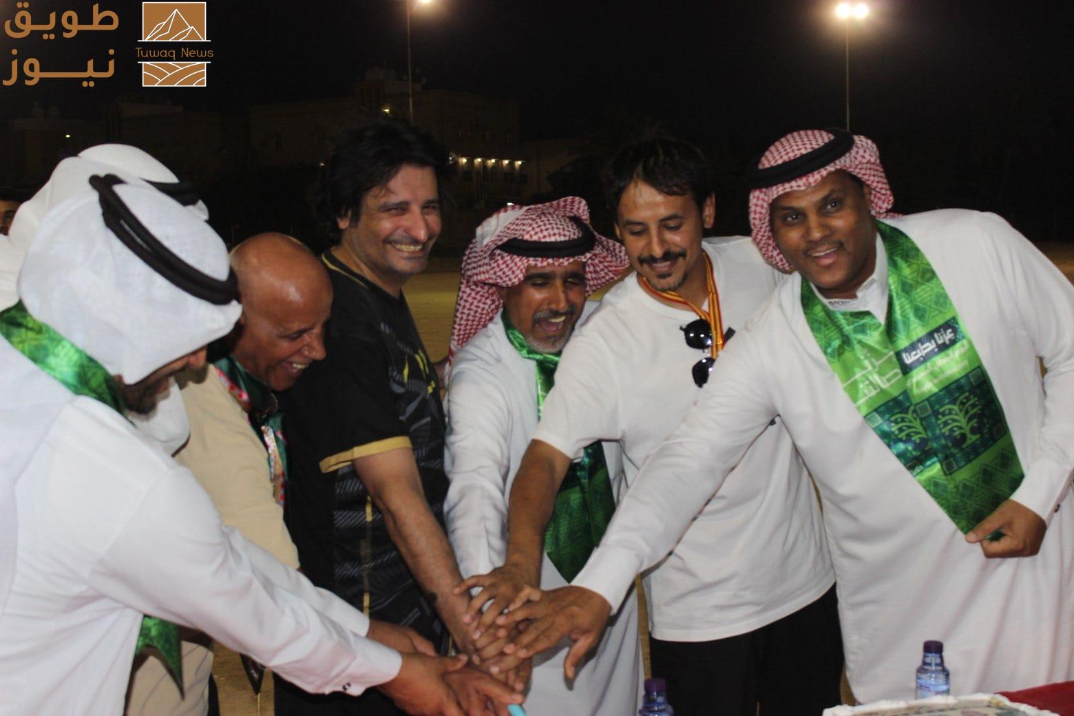 Read more about the article فريق شباب جليجلة يحتفي باليوم الوطني برعاية رئيس رابطة الهواة بالأحساء