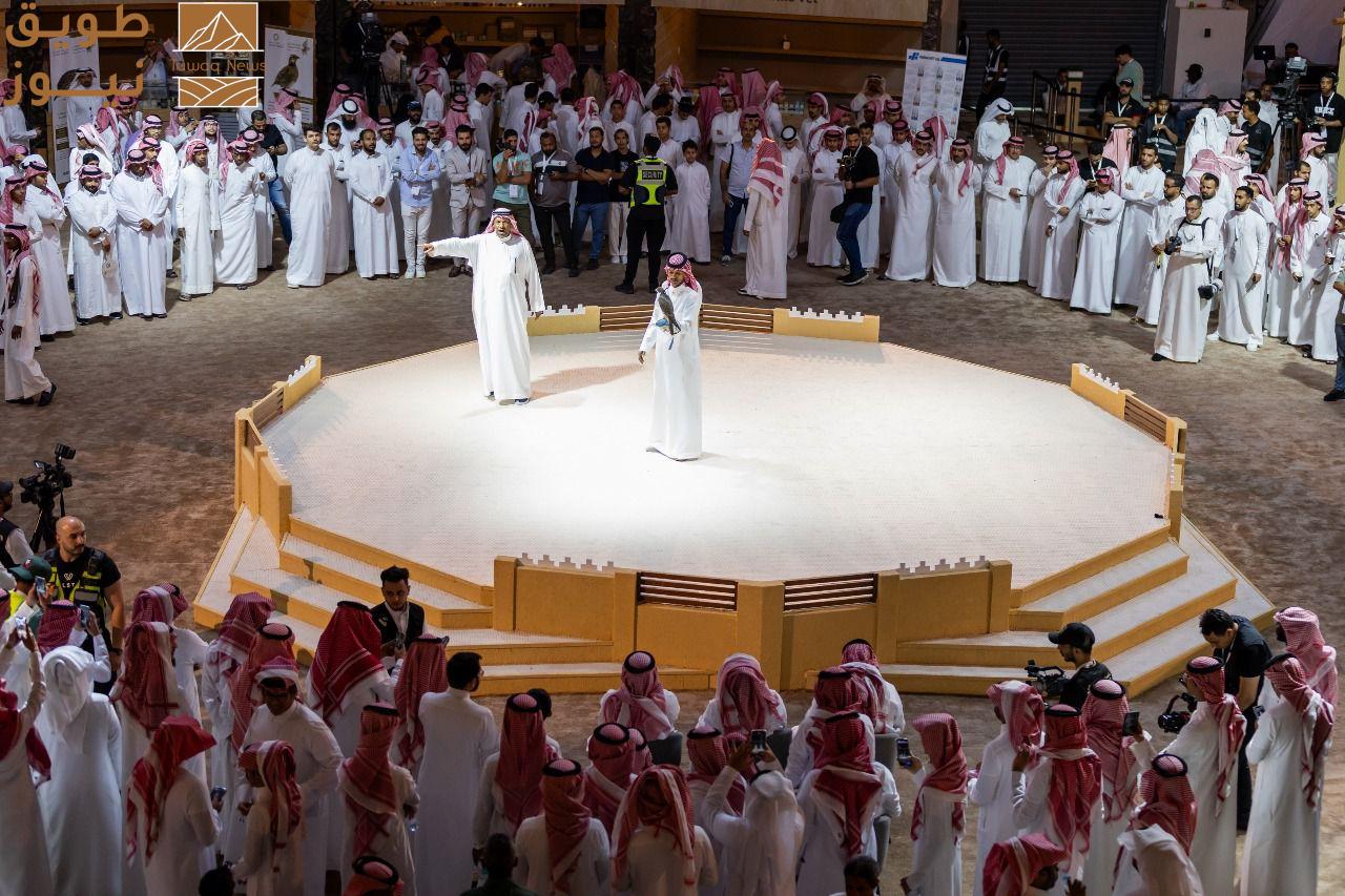 Read more about the article مزاد نادي الصقور السعودي 2025.. خدمات متكاملة تعزز الموروث وتدعم الطواريح