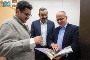 Read more about the article بحضور السواحه.. الطلاب السعوديون يحتفون بالبروفيسور عمر ياغي