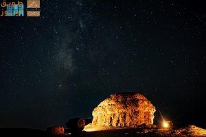 Read more about the article أكتوبر يجمع نجوم الصيف والشتاء في سماء عرعر