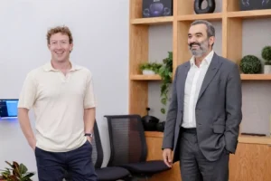 Read more about the article السواحة يبحث مع رئيس Meta تعزيز الشراكات في الذكاء الاصطناعي