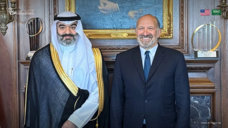 You are currently viewing وزير الاتصالات يبحث فرص الابتكار مع مستشاري البيت الأبيض للذكاء الاصطناعي