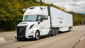 Read more about the article “فولفو” تدخل عصر الشاحنات الذاتية القيادة.. بالتعاون مع شركة وابي