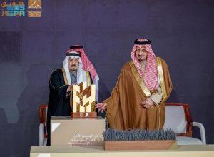 Read more about the article تحت رعاية خادم الحرمين ونيابة عنه.. أمير الرياض يكرّم الفائزين بجائزة الملك خالد لعام 2025