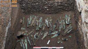 Read more about the article اكتشاف استثنائي لمئات التماثيل الجنائزية بمقبرة تانيس في مصر