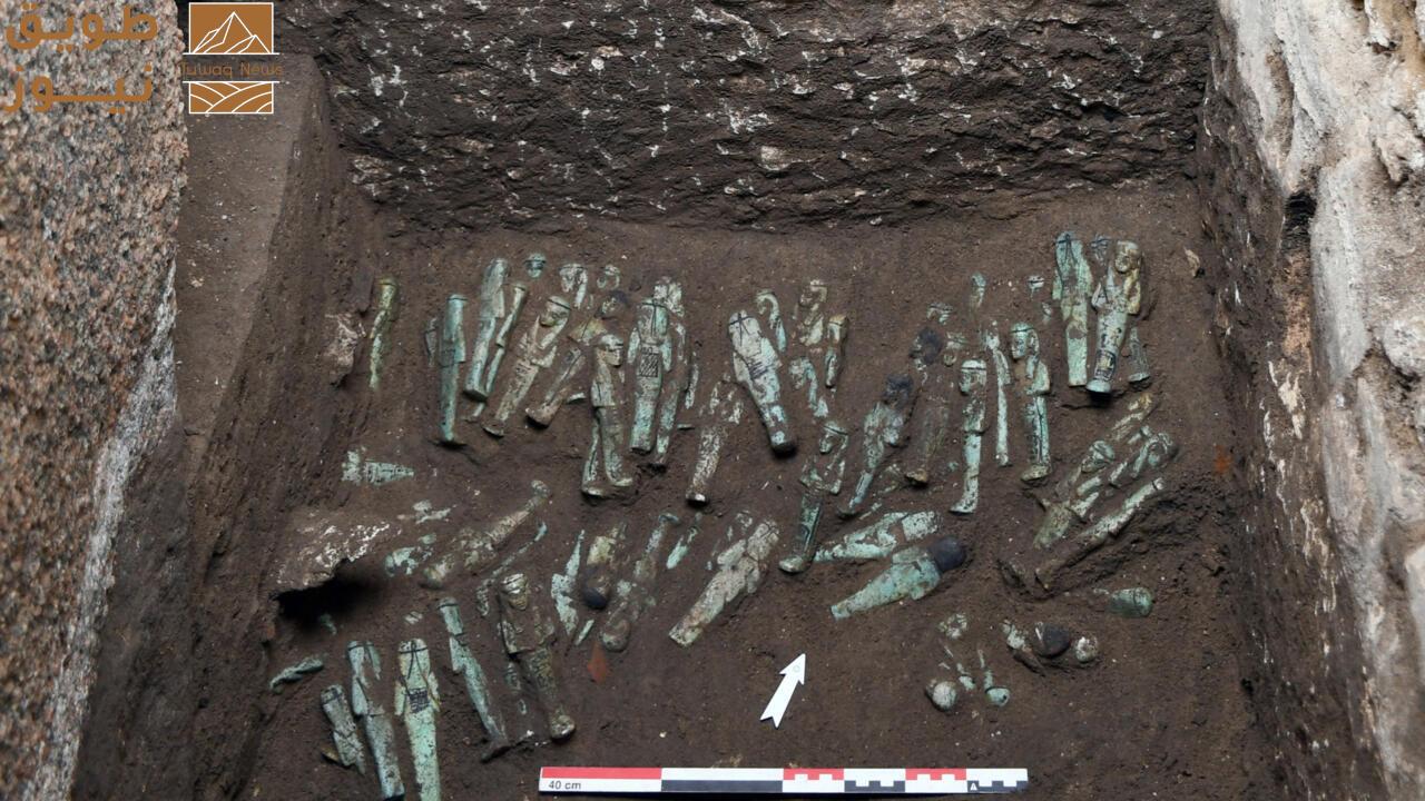 You are currently viewing اكتشاف استثنائي لمئات التماثيل الجنائزية بمقبرة تانيس في مصر