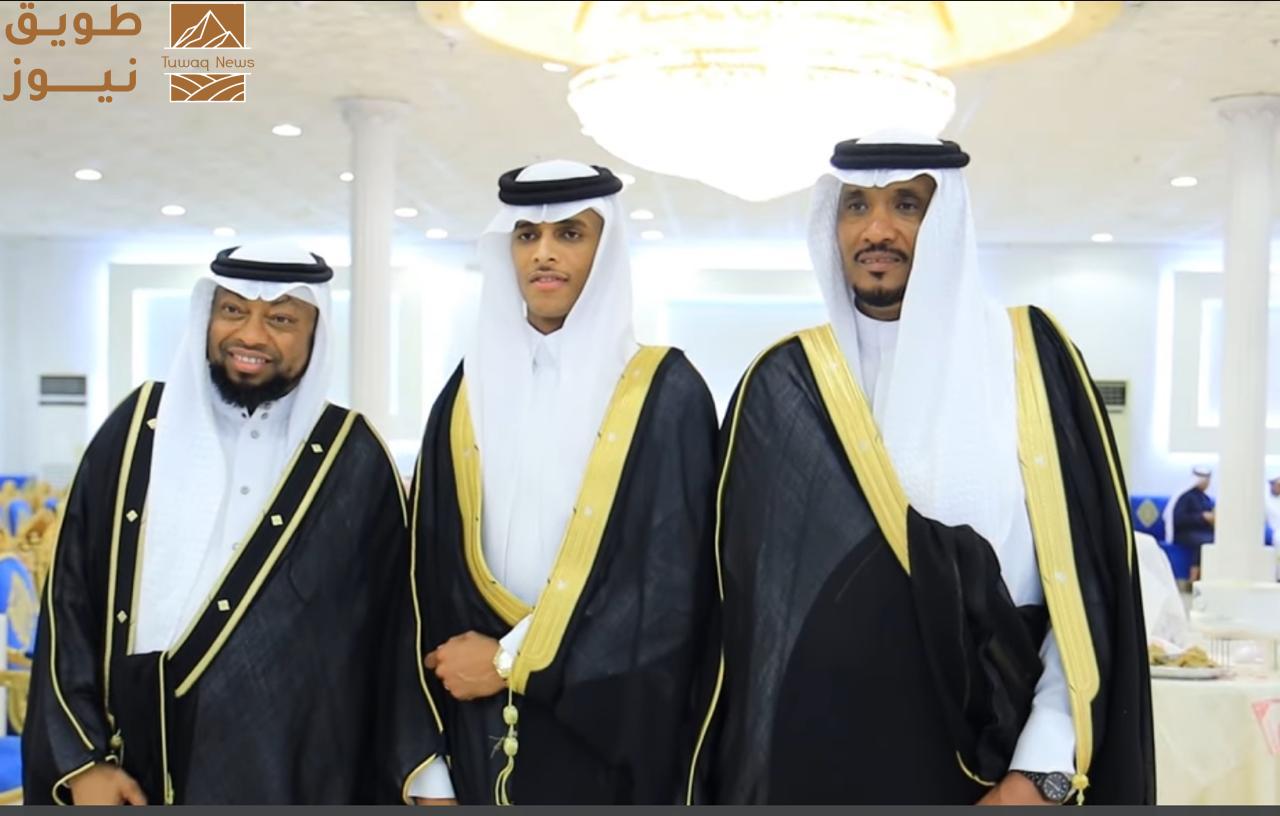 You are currently viewing علي القرني يزف ابنته في ليلة فرح مميزة بجدة