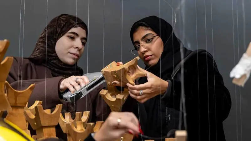 You are currently viewing “وِرث” يختتم عام الحرف اليدوية 2025 بمعرض يحتفي بالفنون التقليدية