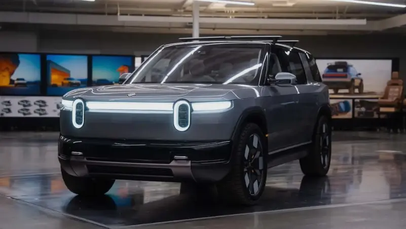 You are currently viewing ودع القيادة.. سيارات “ريفيان” ستقضي مشاويرك وحدها