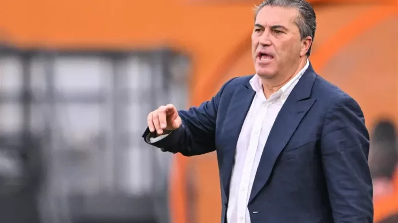 You are currently viewing رسميًا .. جوزيه بيسيرو يعود للعمل في الدوري السعودي