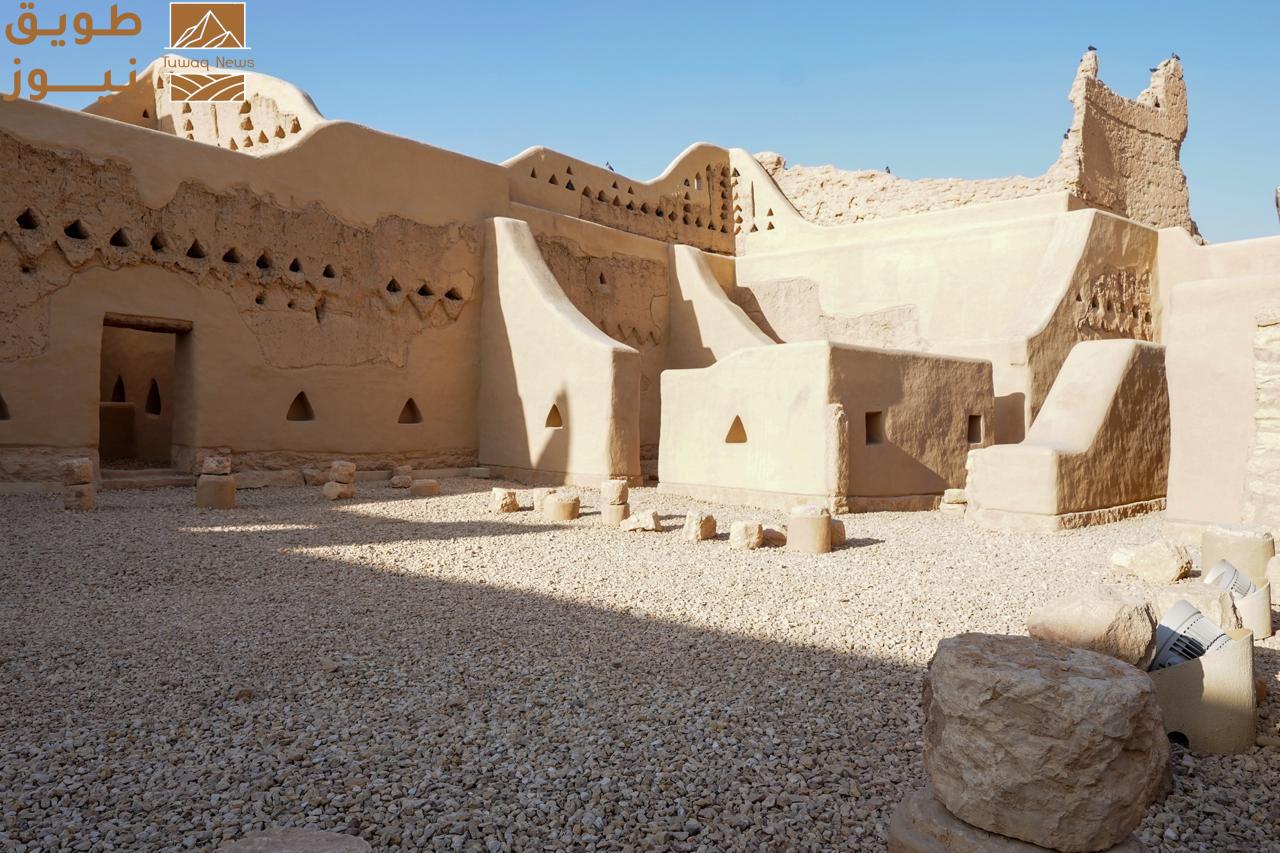 You are currently viewing قصة صمود وتضحية الإمام عبدالله بن سعود تُلهم زوار برنامج هل القصور