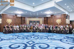 Read more about the article خلال استقباله المشرفين على تنظيم مهرجان التمور بالأحساء أمير المنطقة الشرقية: إذا كان للنخيل وطن فسيكون الأحساء