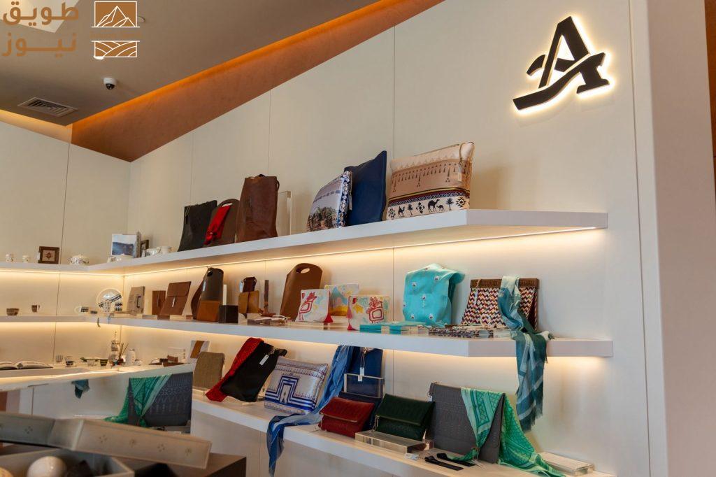 أكثر من 3000 منتج حرفي بأيدي حرفيين سعوديين