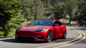 Read more about the article تسلا تغيّر جلدها.. وداع Model S و Model X وبداية عصر الروبوتات