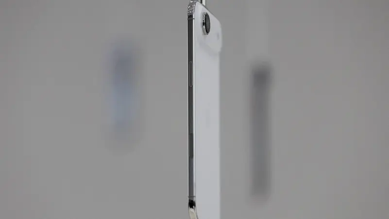 Read more about the article ما حقيقة إطلاق آيفون آير 2 في 2026؟