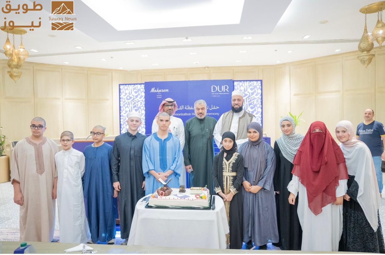 You are currently viewing تحت شعار “نور على نور” .. “مكارم” تحتفي بحفظة القرآن الكريم في لقاء روحاني استثنائي