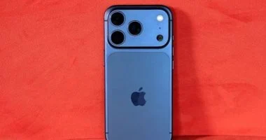 Read more about the article أبل تختبر عدسة بفتحة متغيرة وترقية كاميرا التقريب فى iPhone 18 Pro