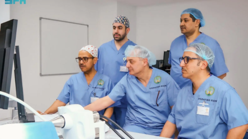 You are currently viewing التخصصي السعودي يبدأ تطبيق تقنية جديدة لعلاج سرطان البروستاتا