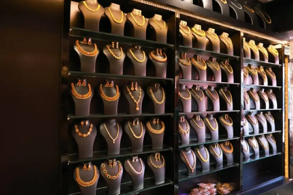 You are currently viewing أسعار الذهب اليوم في السعودية الاثنين 23 فبراير 2026.. ارتفاع نسبي