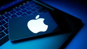 Read more about the article “أبل” تُسرع تطوير 3 أجهزة ذكاء اصطناعي قابلة للارتداء