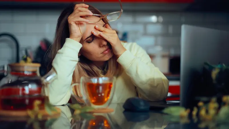 You are currently viewing لماذا يطاردنا الإجهاد في الأربعينيات؟.. الشيخوخة بريئة