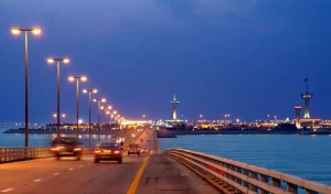 Read more about the article طرق حيوية تربط السعودية بدول الخليج