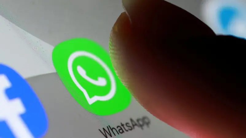 You are currently viewing “واتساب” يطور تطبيقًا مستقلًا لـ”CarPlay”