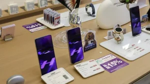 Read more about the article معدن صغير يشعل أزمة في صناعة التكنولوجيا.. هل ترتفع أسعار الهواتف والكمبيوتر؟